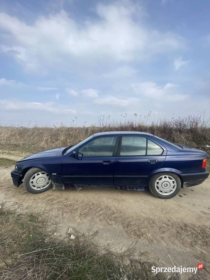 BMW E36 318i 1800cm3 świętokrzyskie Czarnocin sprzedam