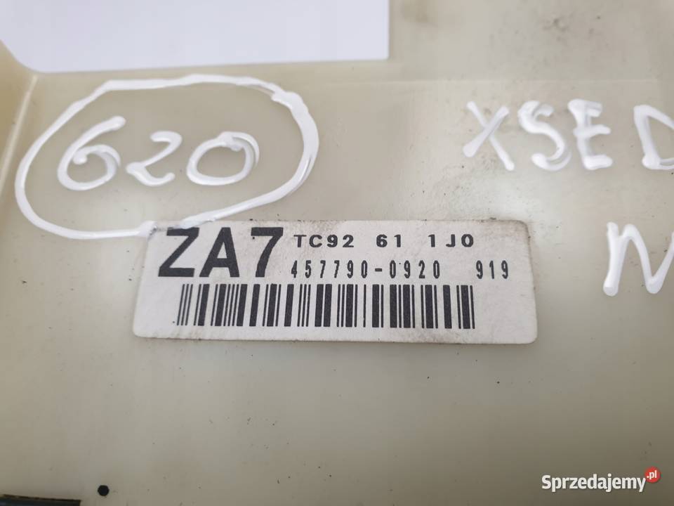 WYŚWIETLACZ KOMPUTERA MAZDA XEDOS TC92611J0 Liczniki i zegary Chełm