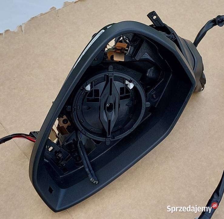 LUSTERKO PRAWE ELEKTRYCZNE AUDI A4 B9 8W1857409A Mielęcin