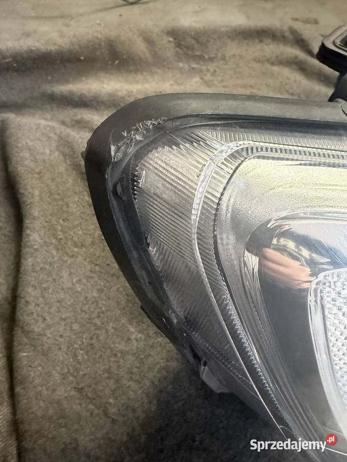 reflektor przedni prawy Volvo v60 Lampy przednie Lubin sprzedam