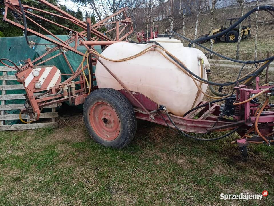 Opryskiwacz ciagany 1000l Zaczepiane Limanowa