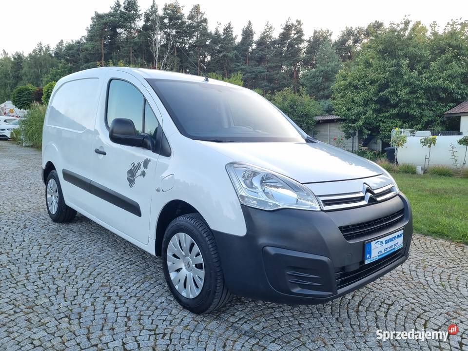 CITROEN BERLINGO III LIFT 1WŁ 2017r FULL gniazdo USB Sieradz