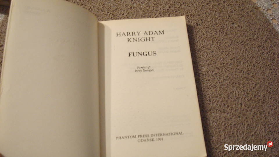 Funkus AKnight k Książki i Podręczniki Załom sprzedam