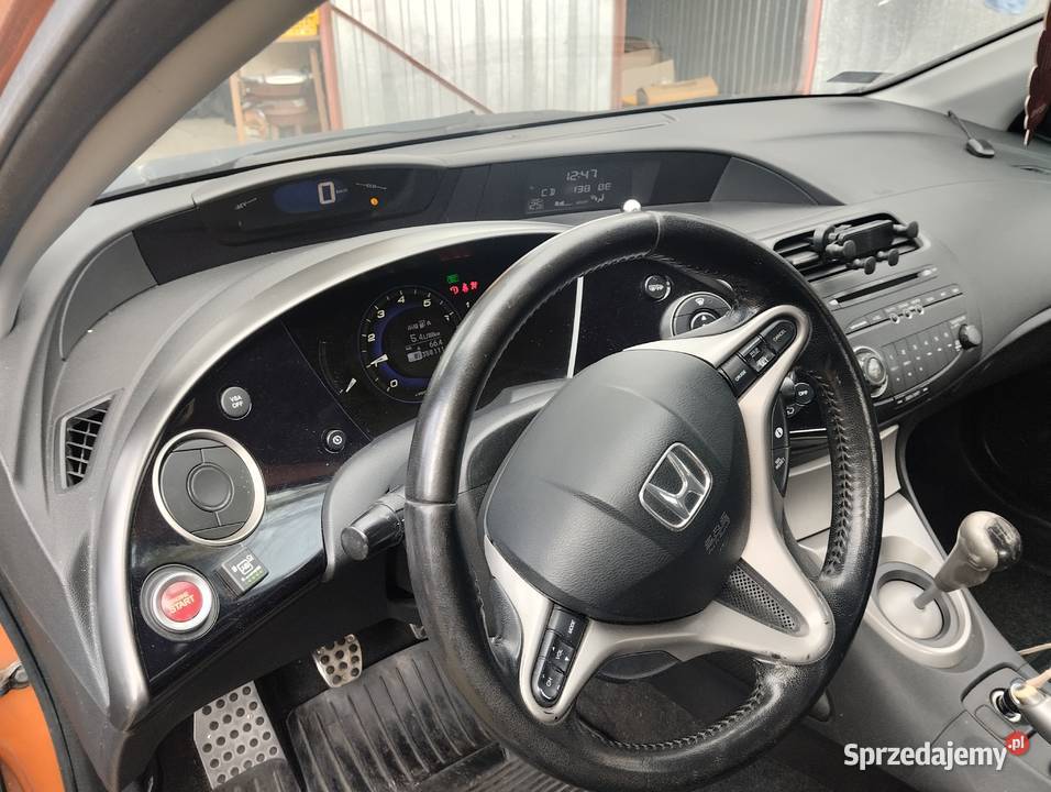 Honda Civic UFO lakier metallic Bobry