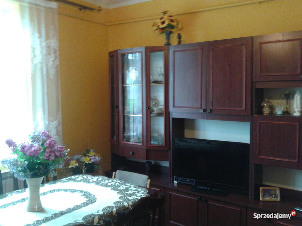 dom garaż i budynki gospodarcze