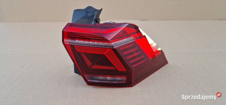 VW TIGUAN II 5NA LAMPA PRAWA TYŁ TYLNA IDEALNA osobowe Bieleń sprzedam