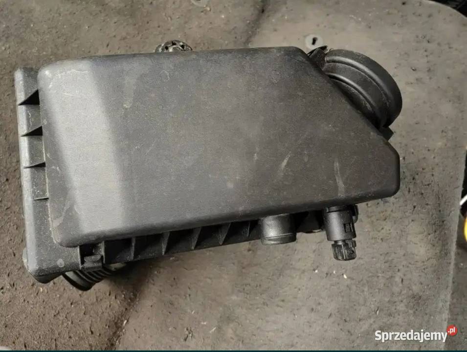 Obudowa filtra powietrza BMW e38 750i v12 m73 osobowe Żory