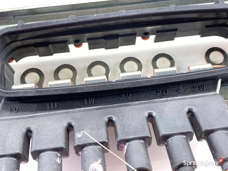 PRZEWÓD WYSOKIEGO NAPIĘCIA LEXUS LBX