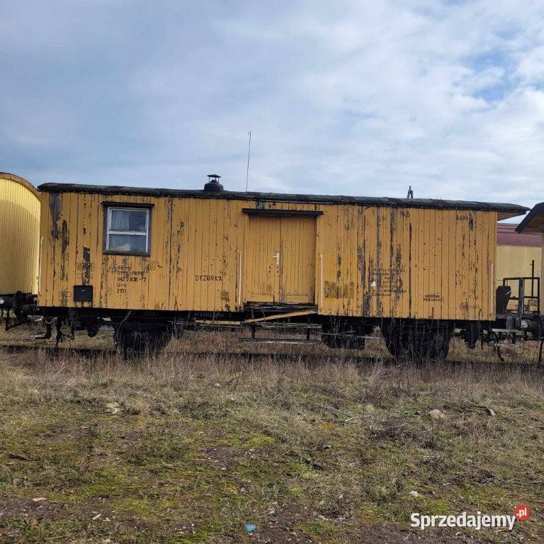 Firma sprzeda wagony towarowe i częśći