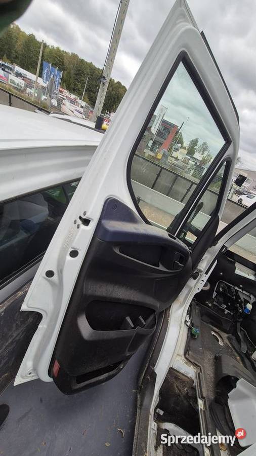 Iveco daily 20202021 drzwi dostawcze Białystok sprzedam