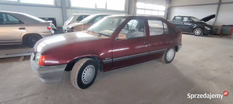Opel Kadett 14 benzyna PIĘKNY USZANOWANY 1400cm3 Sady