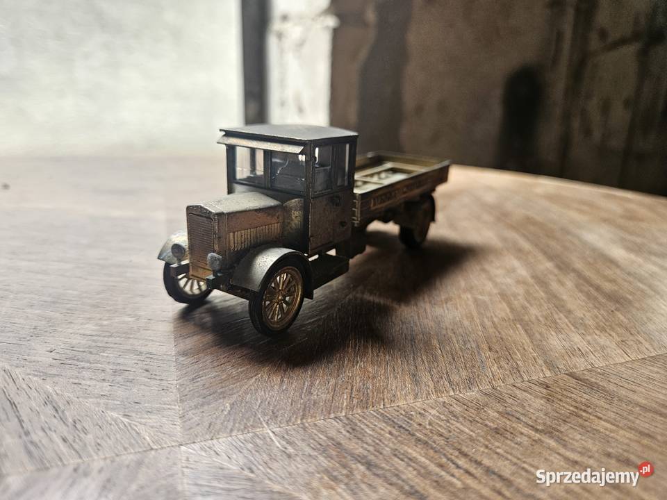 Model samochodu Mercedes ciężarówka wielkopolskie Poznań sprzedam