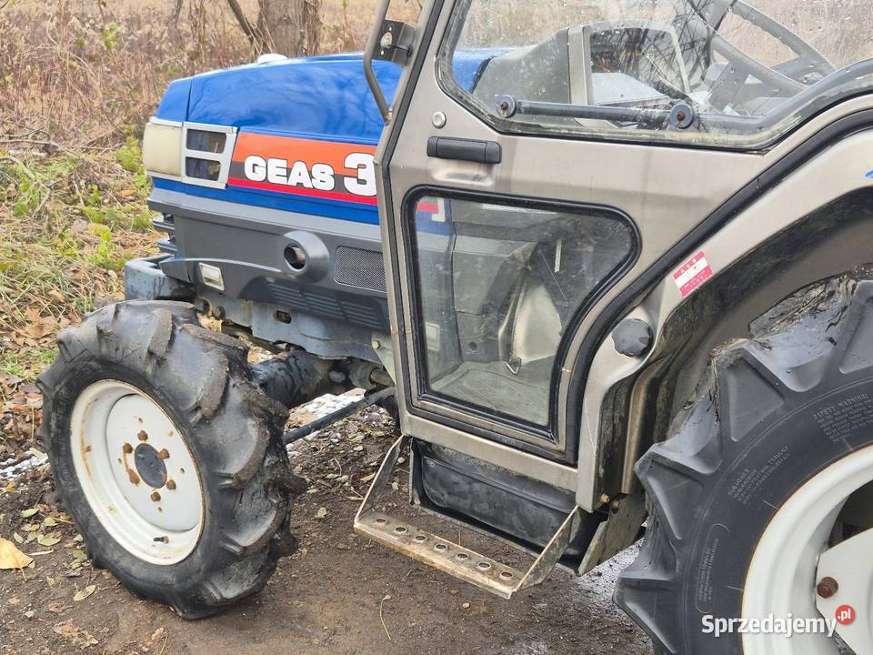 Traktorek ISEKI TG33D 33 44 Wspomaganie dolnośląskie Małuszyn