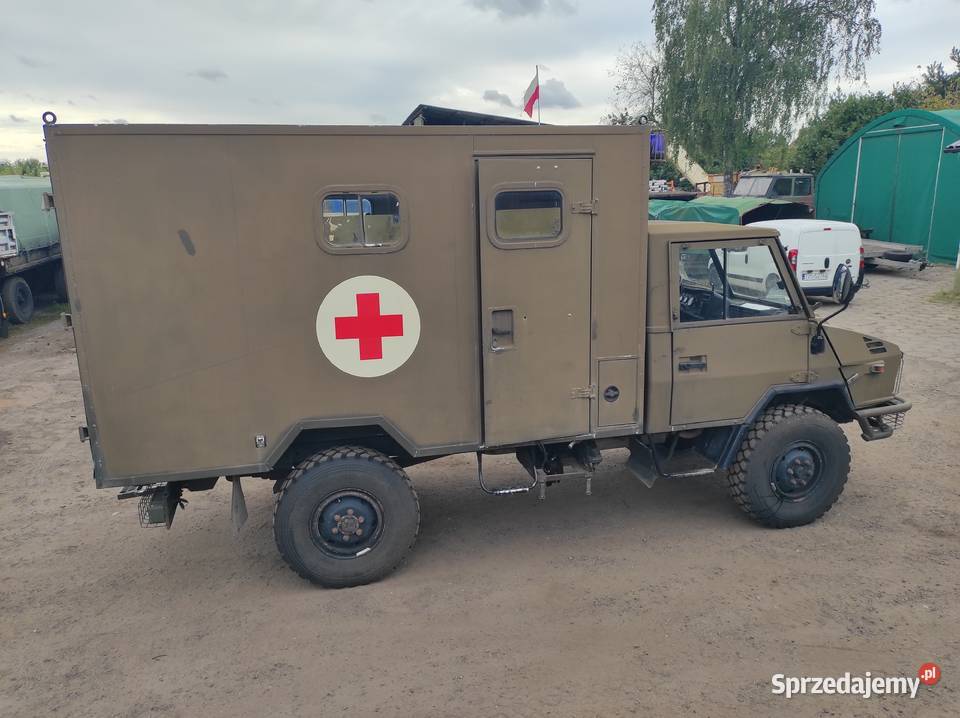 Iveco Model 40E12WM karetka stan z wojska Iveco Motoryzacja