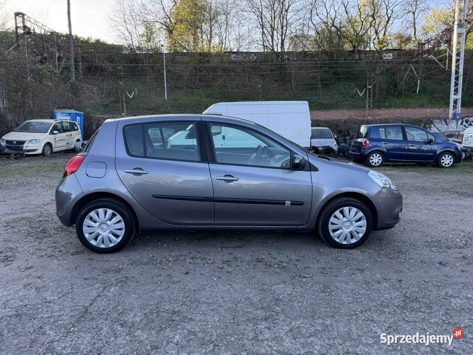 Renault Clio Szczecin