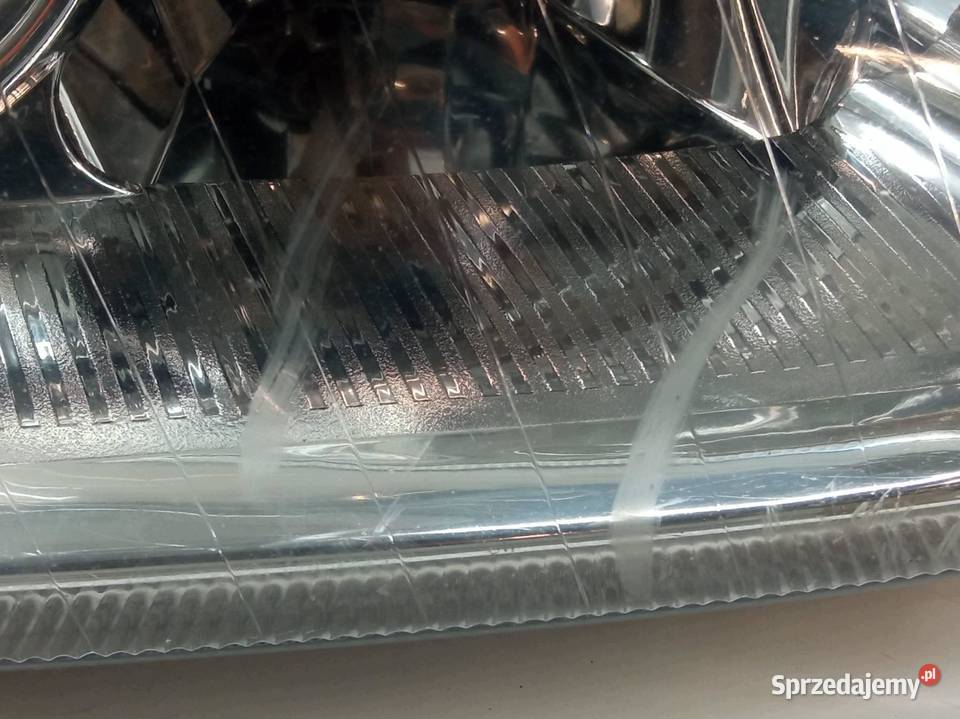 LAMPA PRZÓD PRAWA XENON EUROPA MercedesBenz Rok produkcji 2003 świętokrzyskie