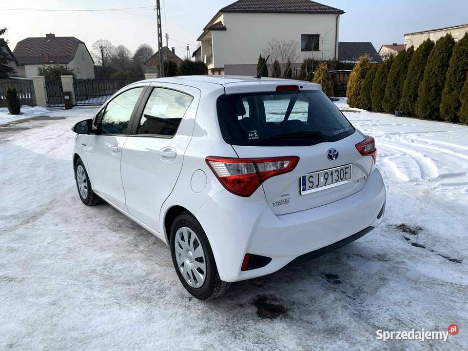 Toyota Yaris Hybrid 15 Salon Polska Bezwypadkowy Jaworzno sprzedam