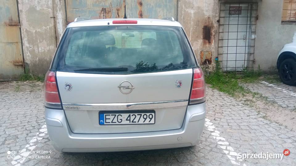 Opel Zafira B stan Rok produkcji 2006 Zafira