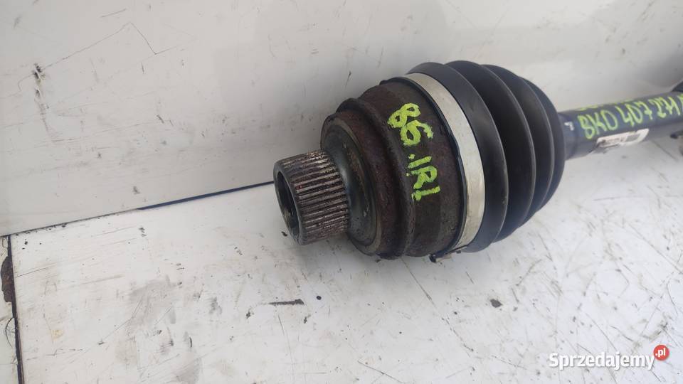 86IRLAUDI A4 B8 A5 8T 30 TDI 8K0407271AJ PÓŁOŚ Włoszczowa sprzedam
