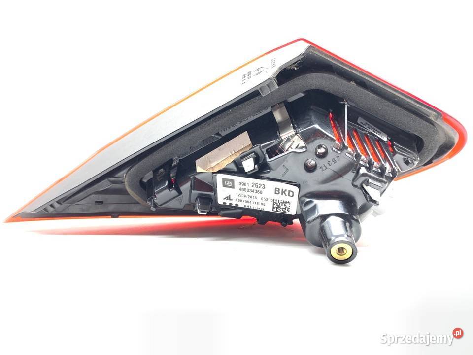 LAMPA TYŁ LEWA WEWNĘTRZNA OPEL CORSA E 39012623