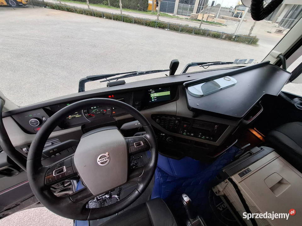 Ciagnik Volvo FH 500 tez Leasing ciagnika mazowieckie Warszawa
