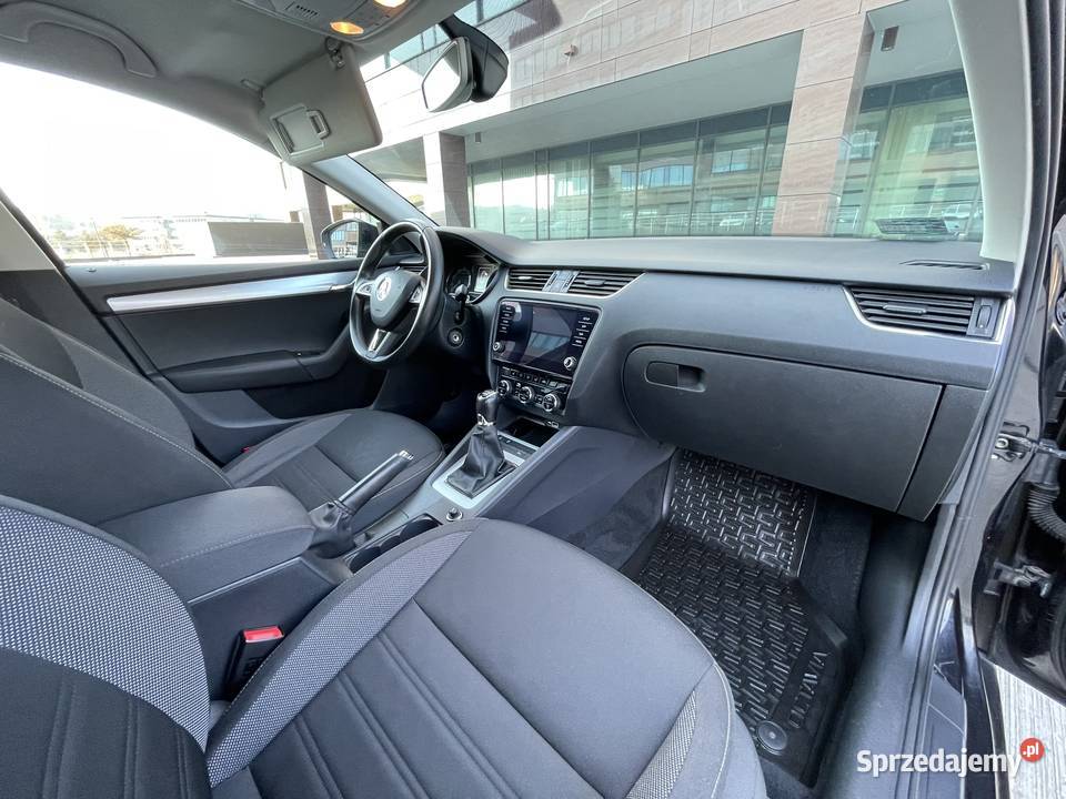 Skoda Octavia 1 właściciel salon bezwypadkowa 14 lakier metallic Kraków