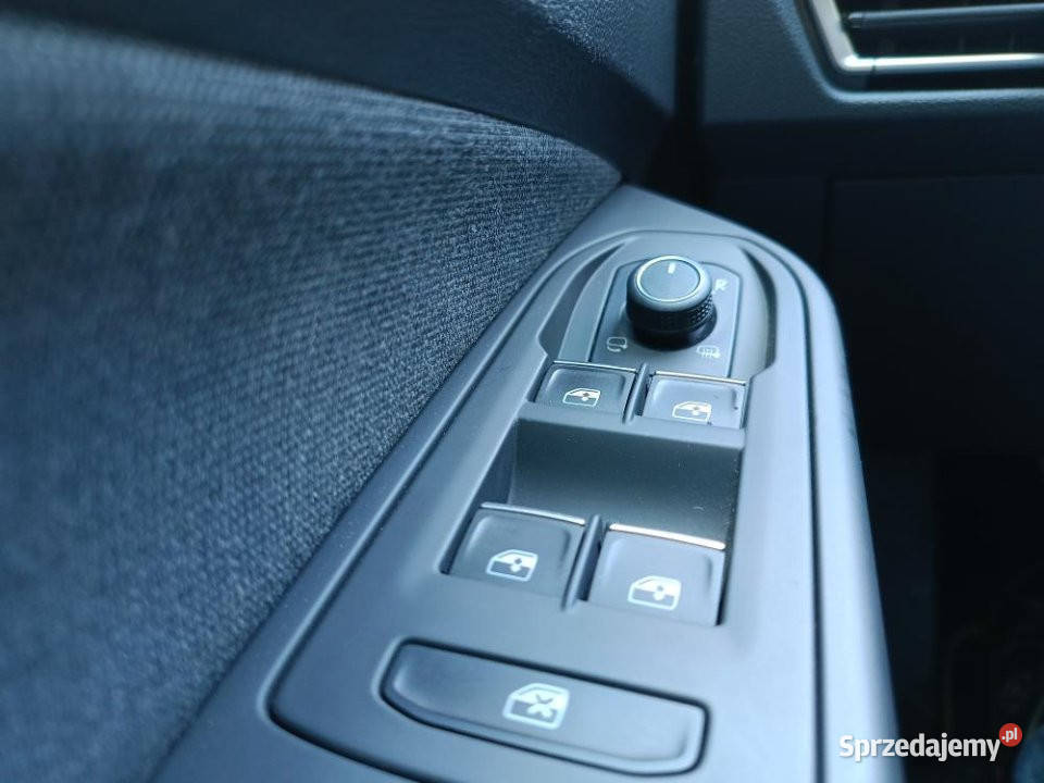 Volkswagen Golf 2023r Salon Polska IWł FV 23 Rok produkcji 2023 Rybnik sprzedam