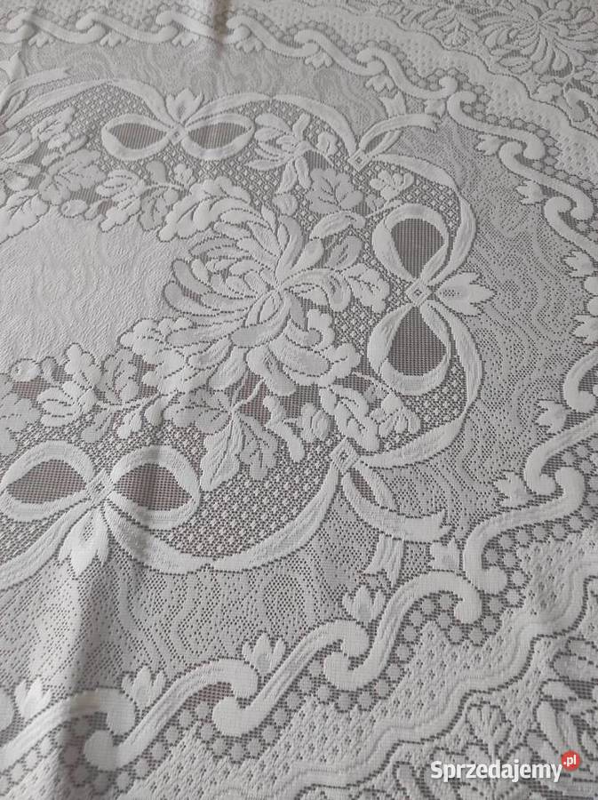 Obrus koronkowy duży 150x72 Nowy