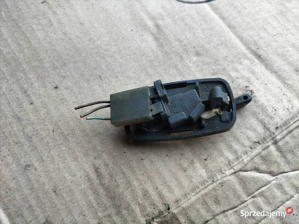 AUDI 80 B3 80B3 80B4 80 B4 PODŚWIETLENIE LAMPKA Karoseria Kamień-Kolonia