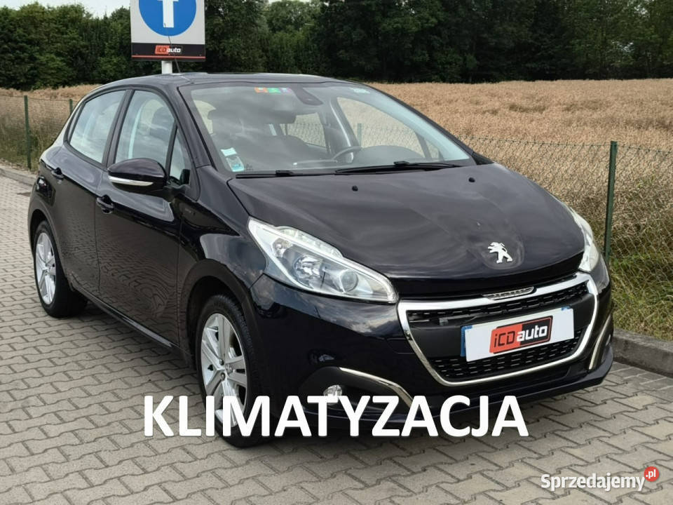 Peugeot 208 12 benzyna 82 NISKI PRZEBIEG Kęty