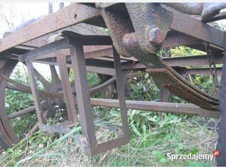 Stary zabytek techniki wojskowej Przyczepka Militaria Grójec