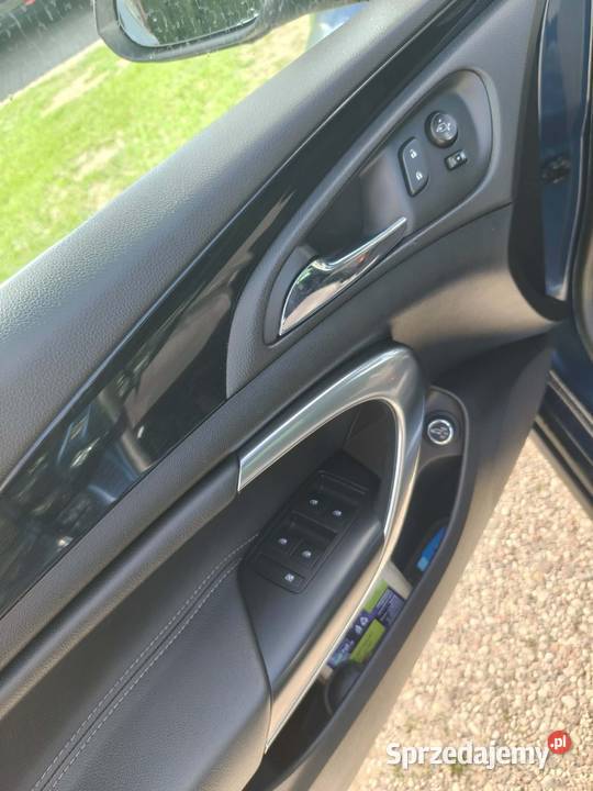 Opel Insignia Sports Tourer 20 BiTurbo 239 4x4 światła przeciwmgielne Kolno