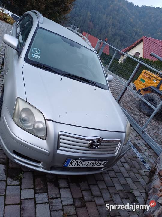 Do sprzedania Toyota Avensis combi 2003r 2l D4D czujnik deszczu Piwniczna-Zdrój sprzedam