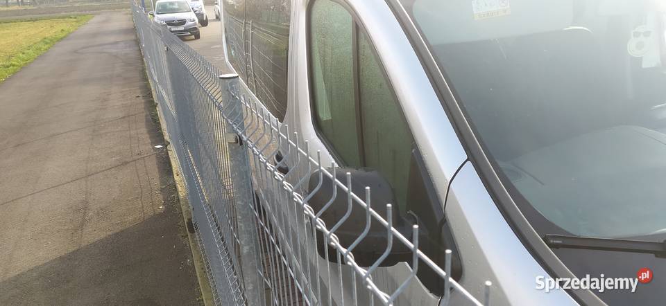 Vivaro trafic kurtyny powietrzne Konin