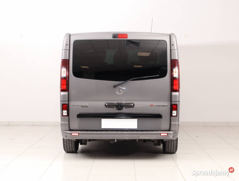 Opel Vivaro 16 BiCDTI pierwszy właściciel Piaseczno