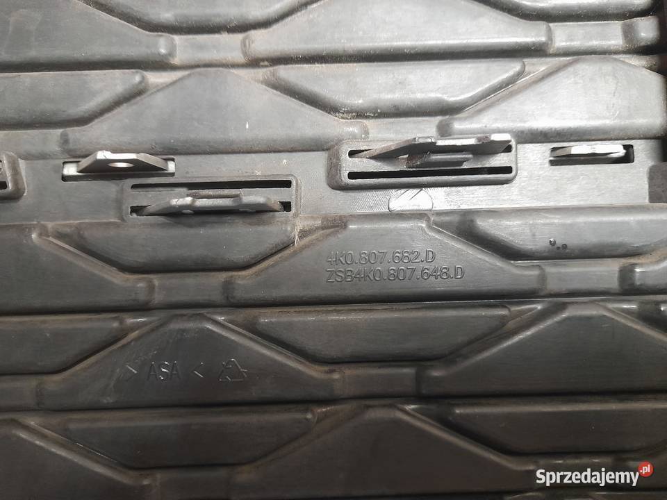 AUDI A6 C8 LEWA KRATKA ZDERZAKA 4K0807682D