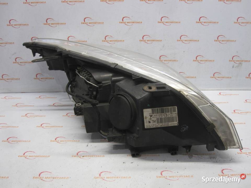 RENAULT MEGANE III CC 11r Lampa lewy przód świętokrzyskie Kielce