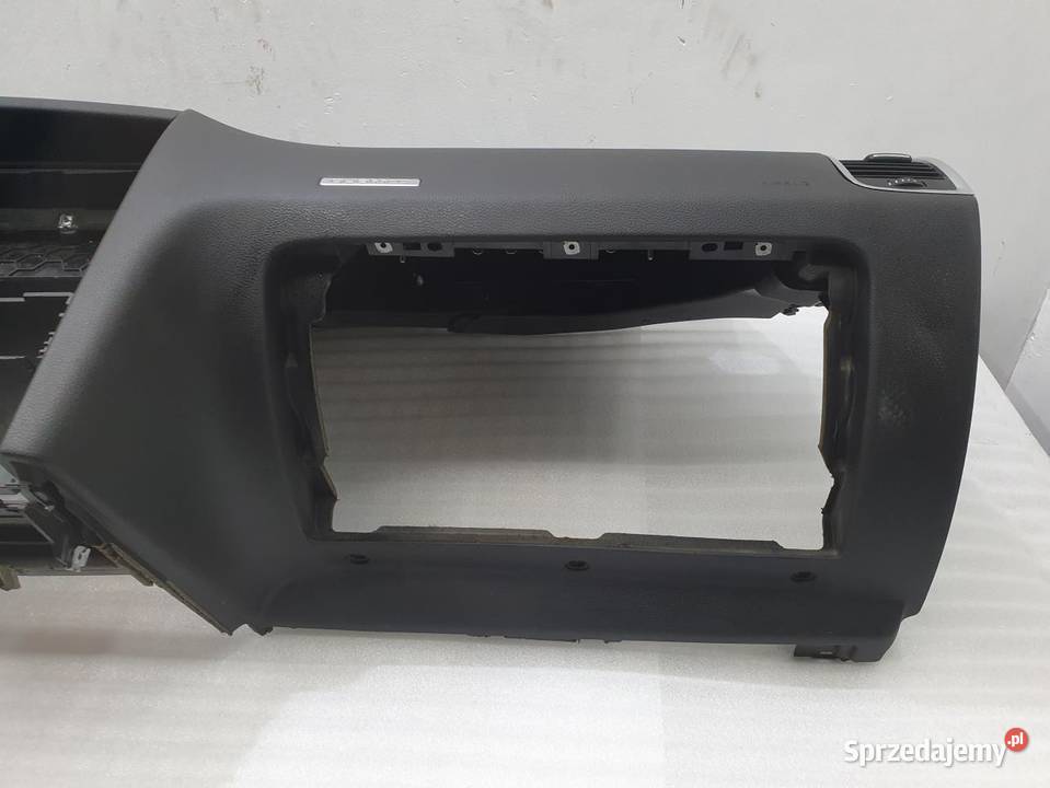 KONSOLA DESKA ROZDZIELCZA AUDI Q7 4L1857067