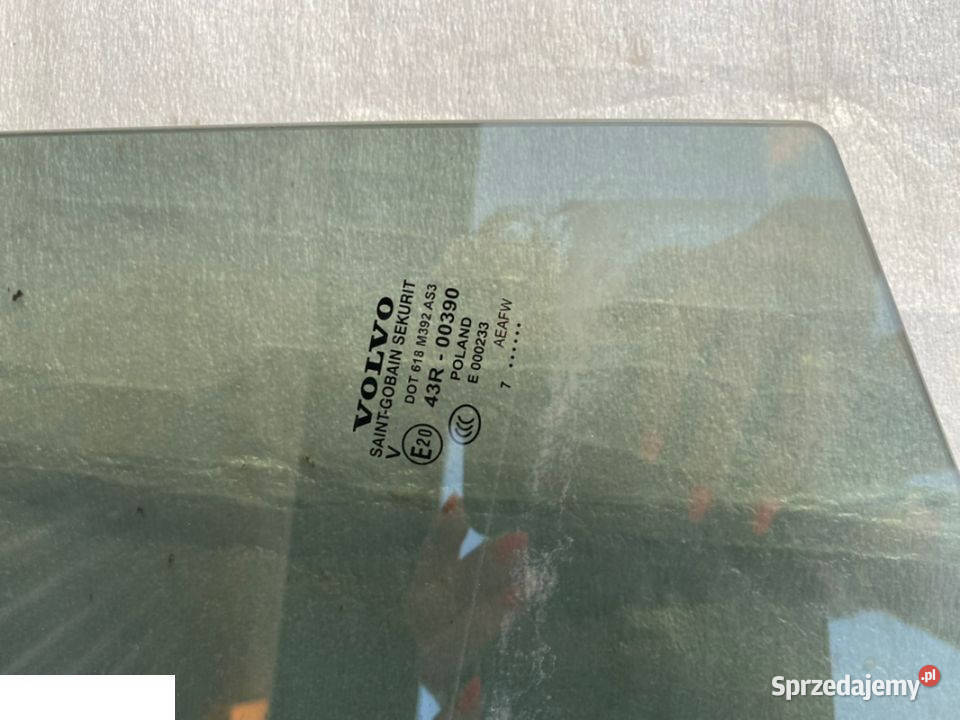 Volvo XC60 szyba prawy tył 18 32244877 lubelskie