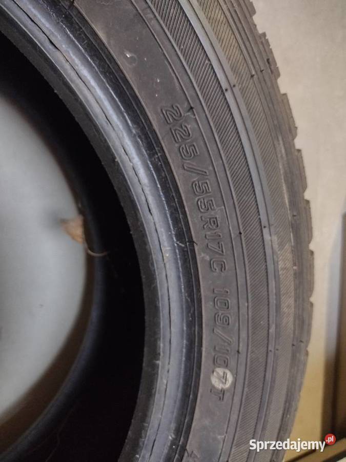 OPONY DO BUSA WIELOSEZON 2 SZTUKI całoroczne Kleczew sprzedam