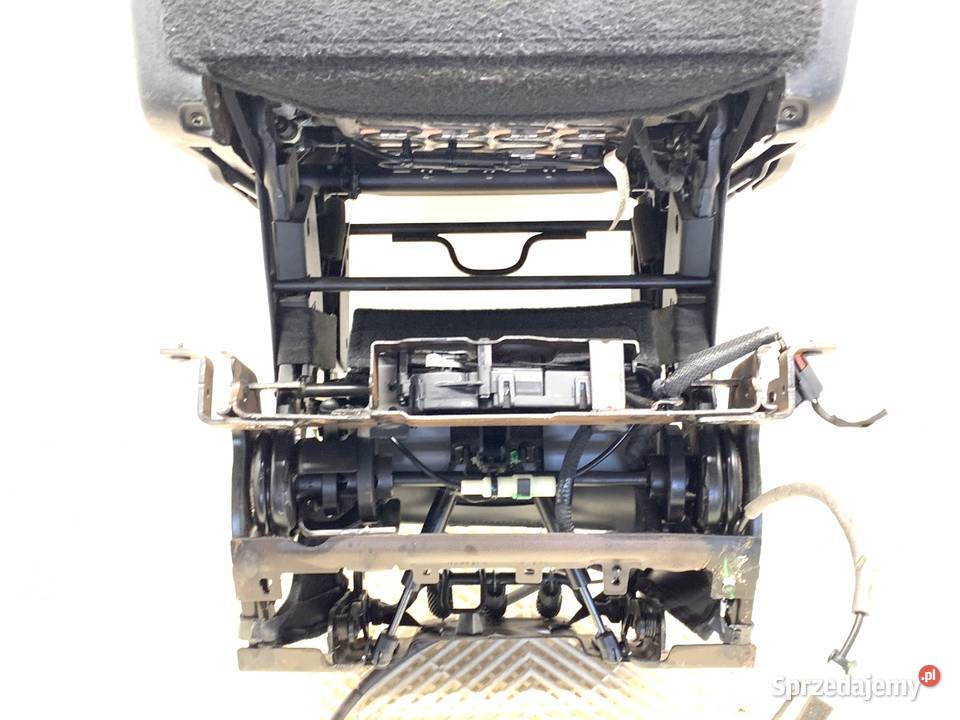 FOTEL TYŁ PRAWY CHRYSLER PACIFICA Minivan osobowe podkarpackie