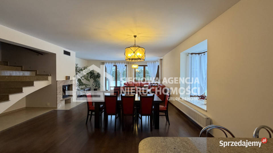 sprzedaży domu wolnostojącego Gdynia 32302m2