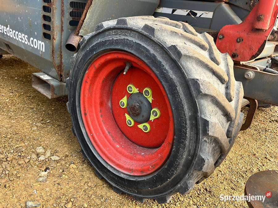 Podnośnik nożycowy zwyżka robocza terenowa Kęty