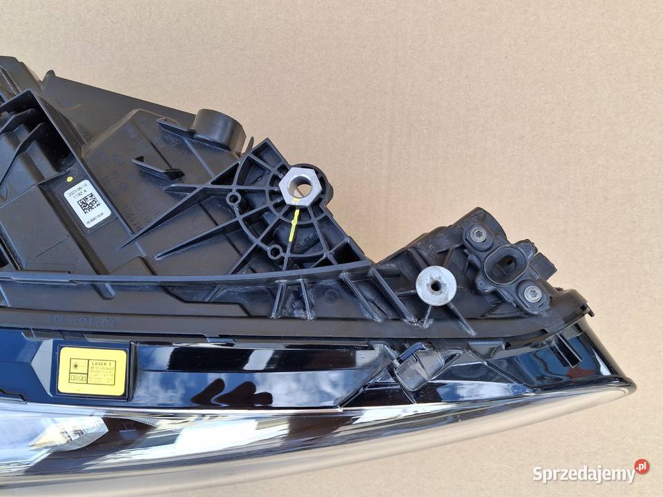 BMW M3 G80 M4 G82 4 G22 G23 G26 REFLEKTOR PRAWY Bieleń