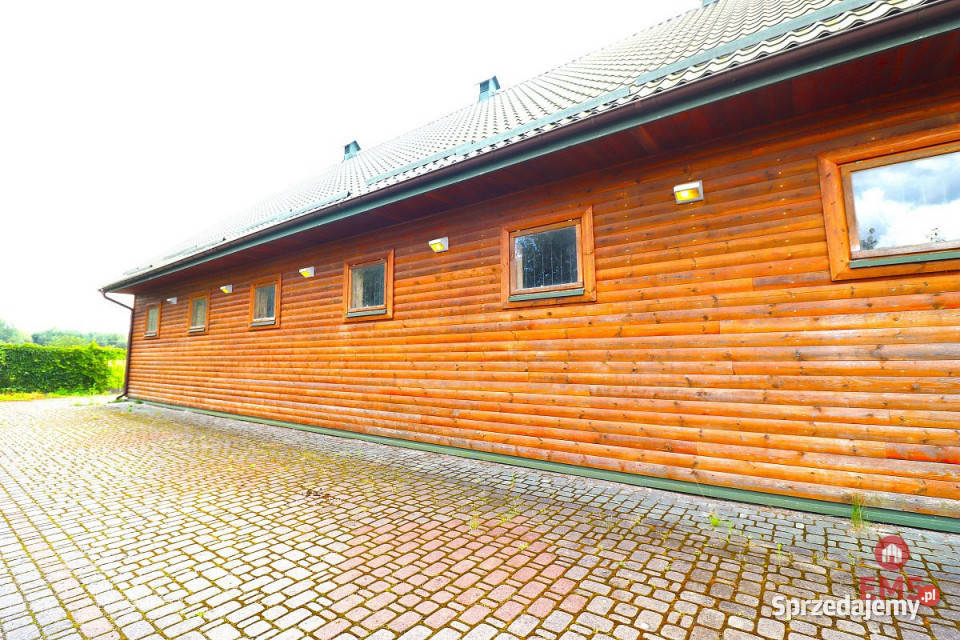 Do sprzedaży lokal Mołowiste 2650m2