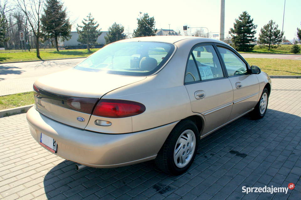 Ford Escort Benzyna Klimatyzacja Automat Zarejestrowany w Polsce Nowy Sącz sprzedam