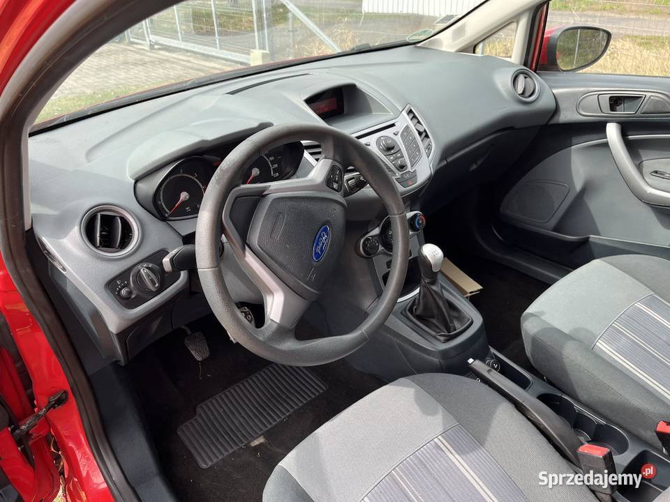 Ford fiesta nieuszkodzony Rudnica sprzedam