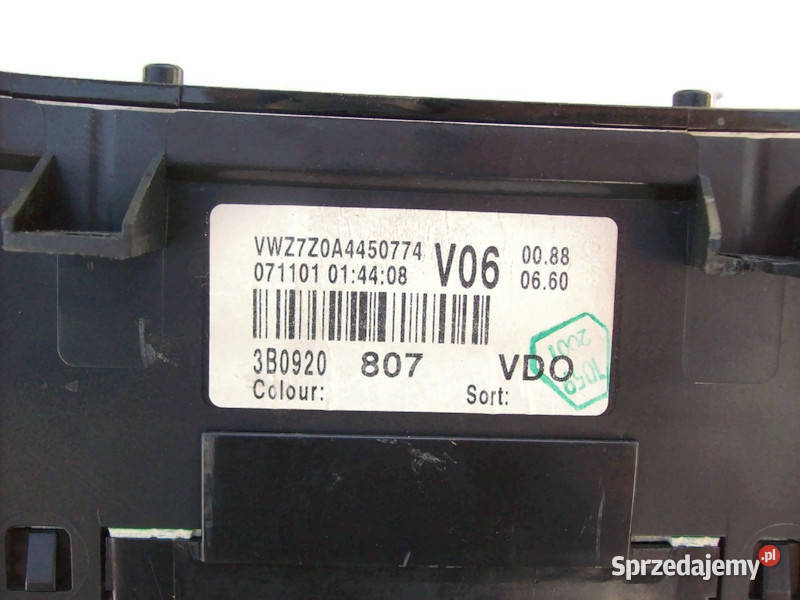 Passat B5 FL 20 Licznik predkosciomierz zegary Rok produkcji 2001 Mińsk Mazowiecki sprzedam