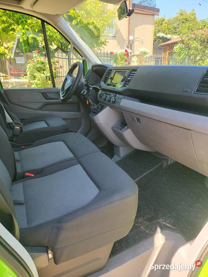 Volkswagen Crafter 9 osobowy nawigacja Tymowa
