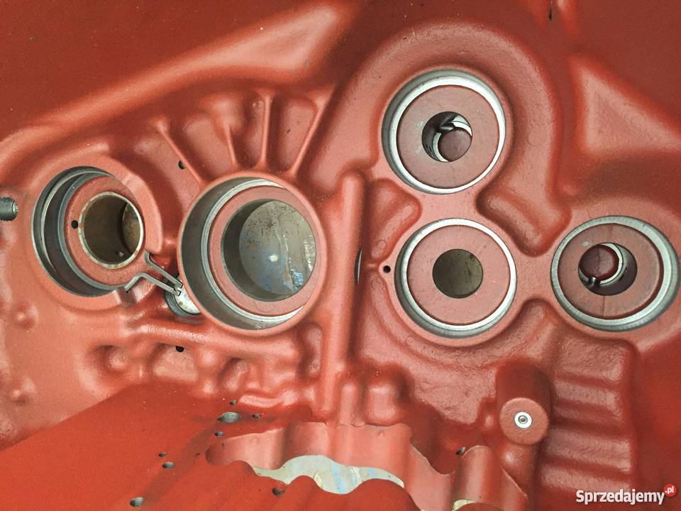 Obudowa skrzyni biegów Holland LB 115 Hitachi FB Części do maszyn budowlanych Kosakowo sprzedam